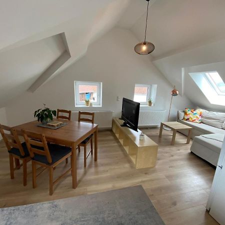Helle 2 Zi. Wohnung Naehe Flughafen Muenchen Haimhausen  Esterno foto