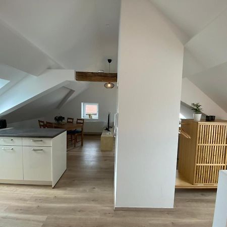 Helle 2 Zi. Wohnung Naehe Flughafen Muenchen Haimhausen  Esterno foto